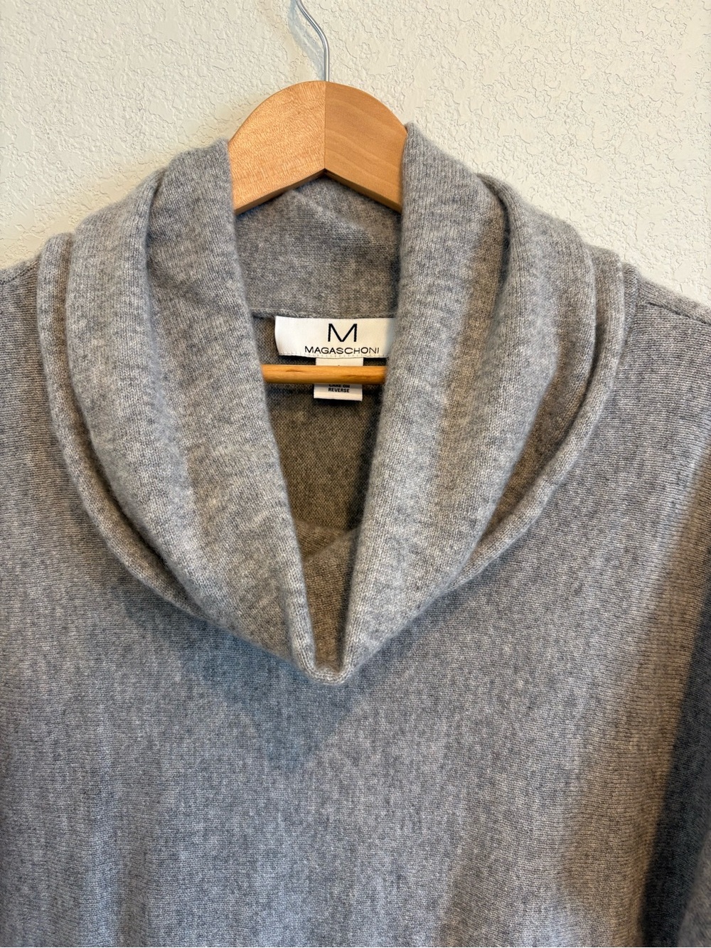 Magaschoni 100% Cashmere Sweater Gray Cowl Neck Tunic Pullover Women’s Large - Picture 4 of 15